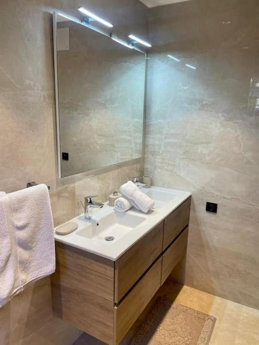 Superbe Appartement Pres De La Plage Et Du Centre Ville Saint-Tropez Kültér fotó